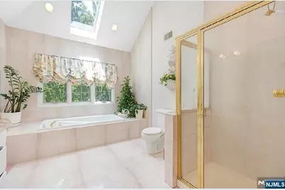163 Rutherford Road, Mahwah, NJ 07430 - Photo 19