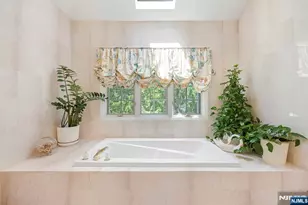 163 Rutherford Rd, Mahwah, NJ 07430 - Photo 21