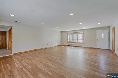 16 Glen Place, Old Tappan, NJ 07675 - Photo 3