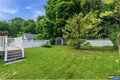 135 Rockwood Place, Englewood, NJ 07631 - Photo 29