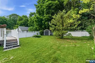 135 Rockwood Pl, Englewood, NJ 07631 - Photo 29