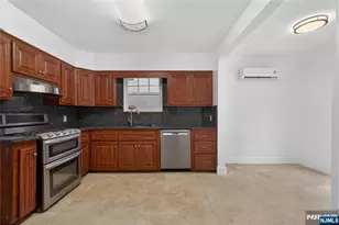 135 Rockwood Pl, Englewood, NJ 07631 - Photo 11