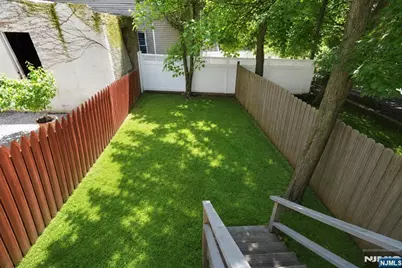 480 Bergen Avenue, Jersey City, NJ 07304 - Photo 29