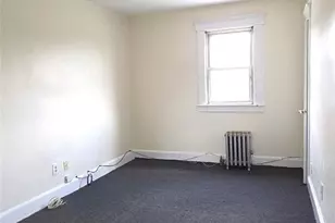 141 Kipp Ave, Elmwood Park, NJ 07407 - Photo 5