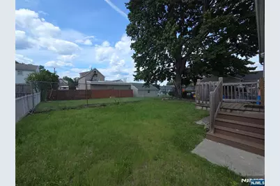 141 Kipp Avenue, Elmwood Park, NJ 07407 - Photo 9