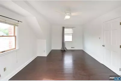 32-09 Heywood Avenue, Fair Lawn, NJ 07410 - Photo 17