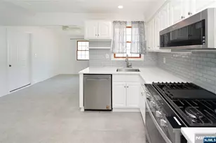 32-09 Heywood Ave, Fair Lawn, NJ 07410 - Photo 11
