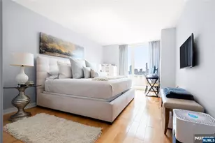 2 2nd Street 1704, Jersey City, NJ 07302 - Photo 13