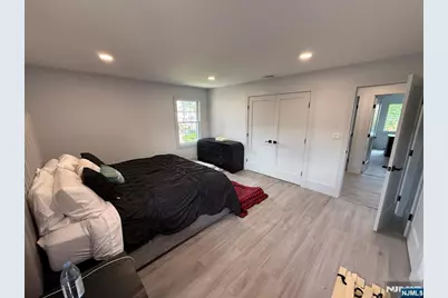 2357 Linwood Avenue, Fort Lee, NJ 07024 - Photo 11