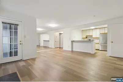 25 Markham Circle, Englewood, NJ 07631 - Photo 5
