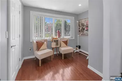 56 Ridgefield Avenue, Ridgefield Park, NJ 07660 - Photo 3