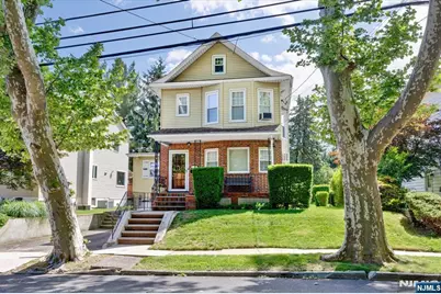 209 Washington Avenue, Rutherford, NJ 07070 - Photo 1