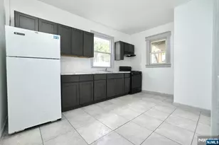 240-242 Sunset Ave, Newark, NJ 07106 - Photo 3