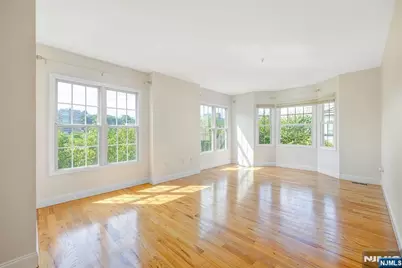 337 The Promenade 337 #337, Edgewater, NJ 07013 - Photo 19