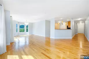 337 The Promenade 337, Edgewater, NJ 07013 - Photo 5
