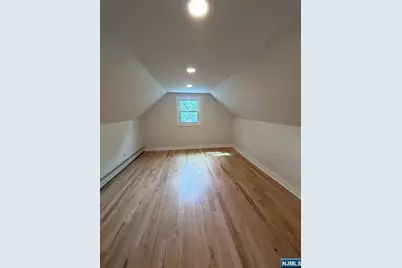 310 Passaic Avenue, Carlstadt, NJ 07072 - Photo 11