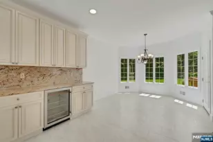 210 Woodmere Ct, Franklin Lakes, NJ 07417 - Photo 11