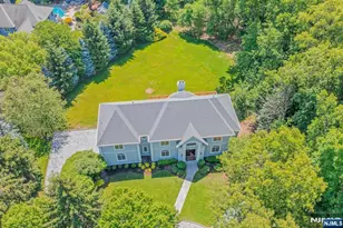 210 Woodmere Ct, Franklin Lakes, NJ 07417 - Photo 25