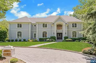210 Woodmere Ct, Franklin Lakes, NJ 07417 - Photo 1