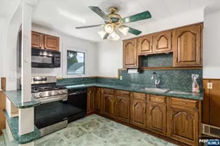 364 Roosevelt Ave, Lyndhurst Township, NJ 07071 - Photo 5