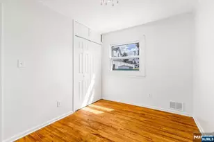364 Roosevelt Ave, Lyndhurst Township, NJ 07071 - Photo 11