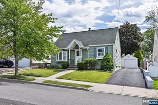 364 Roosevelt Ave, Lyndhurst Township, NJ 07071 - Photo 1