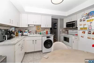 320 Anderson Avenue 2A #2A, Fairview, NJ 07022 - Photo 9