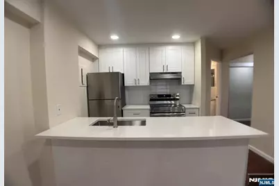 333 Grand Avenue 1P #1P, Palisades Park, NJ 07650 - Photo 5
