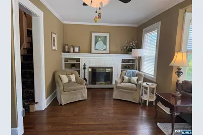 354 Demarest Avenue, Oradell, NJ 07649 - Photo 7