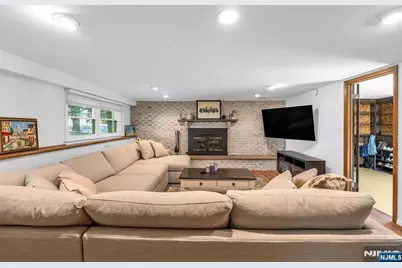 31 Monhegan Avenue, Wayne, NJ 07470 - Photo 25