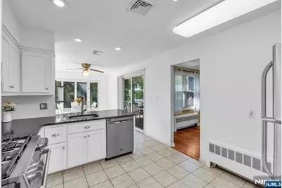 31 Monhegan Avenue, Wayne, NJ 07470 - Photo 13
