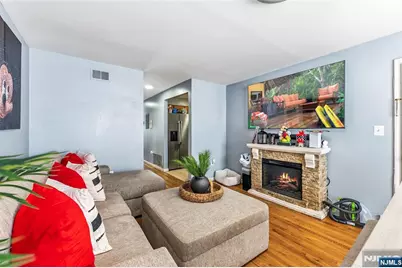 56 Vincent Street, Newark, NJ 07105 - Photo 5
