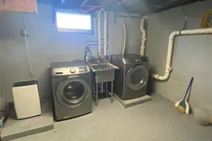 971 Virgil Ave, Ridgefield, NJ 07657 - Photo 21