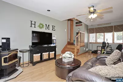 305 Depew Street, Dumont, NJ 07628 - Photo 17