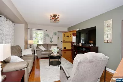 305 Depew Street, Dumont, NJ 07628 - Photo 13
