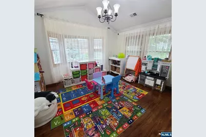 526 Moonachie Avenue, Wood Ridge, NJ 07075 - Photo 25