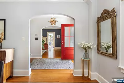 85 Hawthorne Avenue, Glen Ridge, NJ 07028 - Photo 5