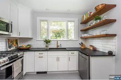 85 Hawthorne Avenue, Glen Ridge, NJ 07028 - Photo 23