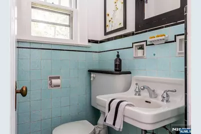 85 Hawthorne Avenue, Glen Ridge, NJ 07028 - Photo 27