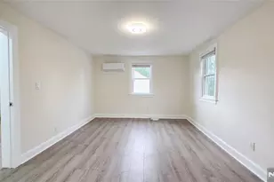 564 Maple Ave, Teaneck Township, NJ 07666 - Photo 21