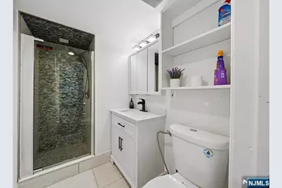 501 2nd Avenue, Roselle, NJ 07203 - Photo 9