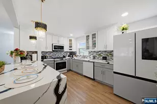 501 2nd Ave, Roselle, NJ 07203 - Photo 1