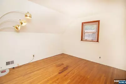 53 Sunnyside Avenue, Dumont, NJ 07628 - Photo 11
