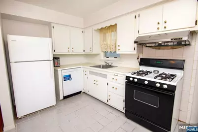 53 Sunnyside Avenue, Dumont, NJ 07628 - Photo 5