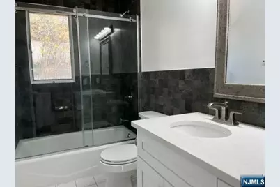 520 Glen Avenue B #B, Palisades Park, NJ 07650 - Photo 13