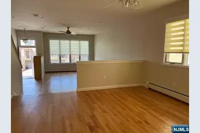 520 Glen Avenue B #B, Palisades Park, NJ 07650 - Photo 3