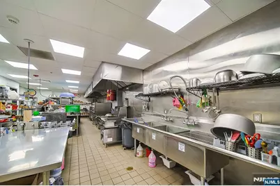 521-523 Livingston, Norwood, NJ 07648 - Photo 15