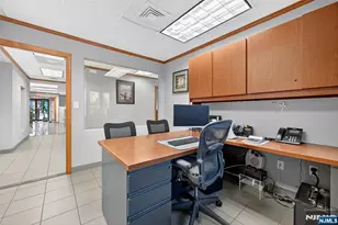 55 Paramus, Paramus, NJ 07652 - Photo 9
