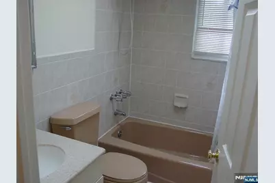 440 Brinkerhoff Avenue A #A, Fort Lee, NJ 07024 - Photo 11