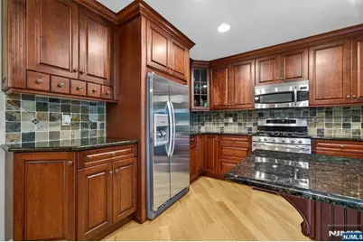 559 Wayne Drive, River Vale Township, NJ 07675 - Photo 11